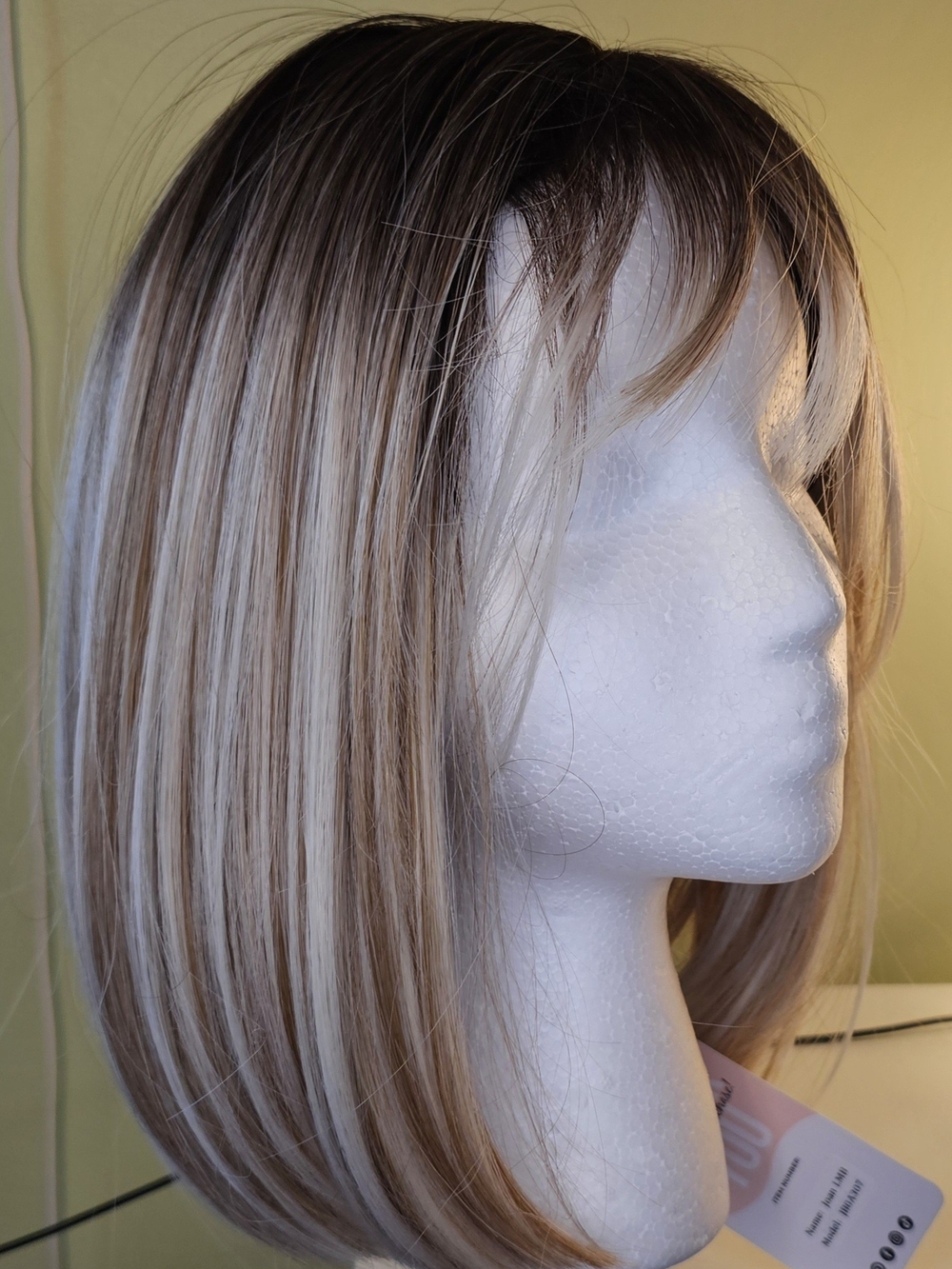 JBX, Bob Wig with Blonde Highlights, NWTA
